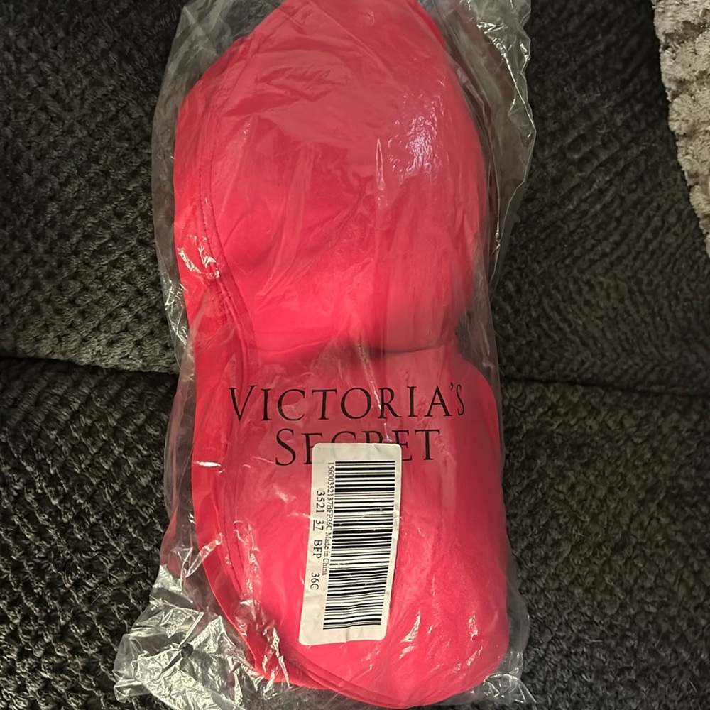 VS Sports Bra